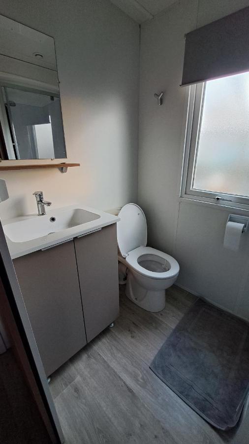 Mobile Home Climatise 3 Chambres A Narbonne Plage Exterior foto