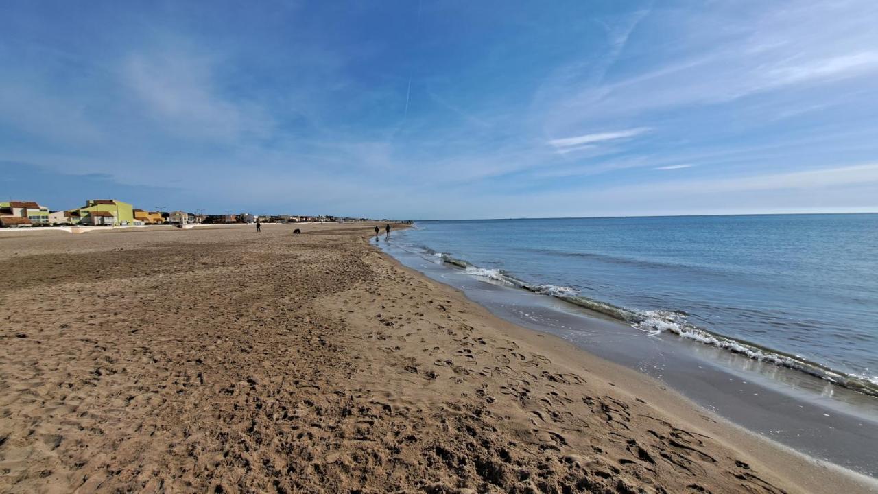 Mobile Home Climatise 3 Chambres A Narbonne Plage Exterior foto